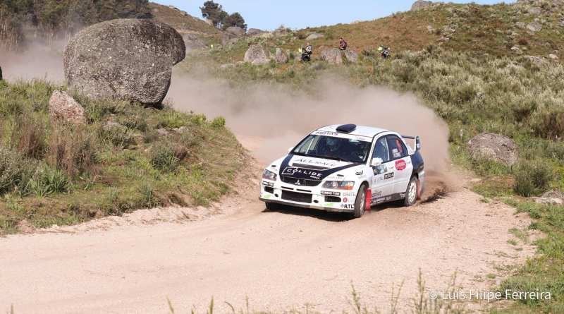 Vencedores à Geral: Martynas Samsonas / Ervinas Snitkas em Mitsubishi Lancer Evo